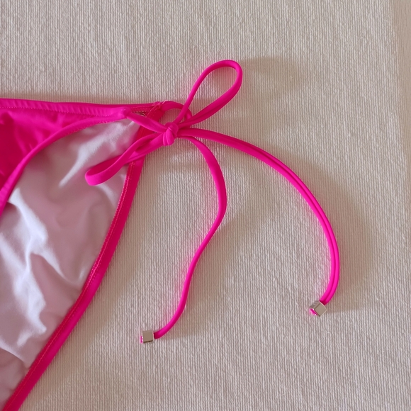 VENUS Miami String Bikini Bottom, size 12 - Picture 8 of 12